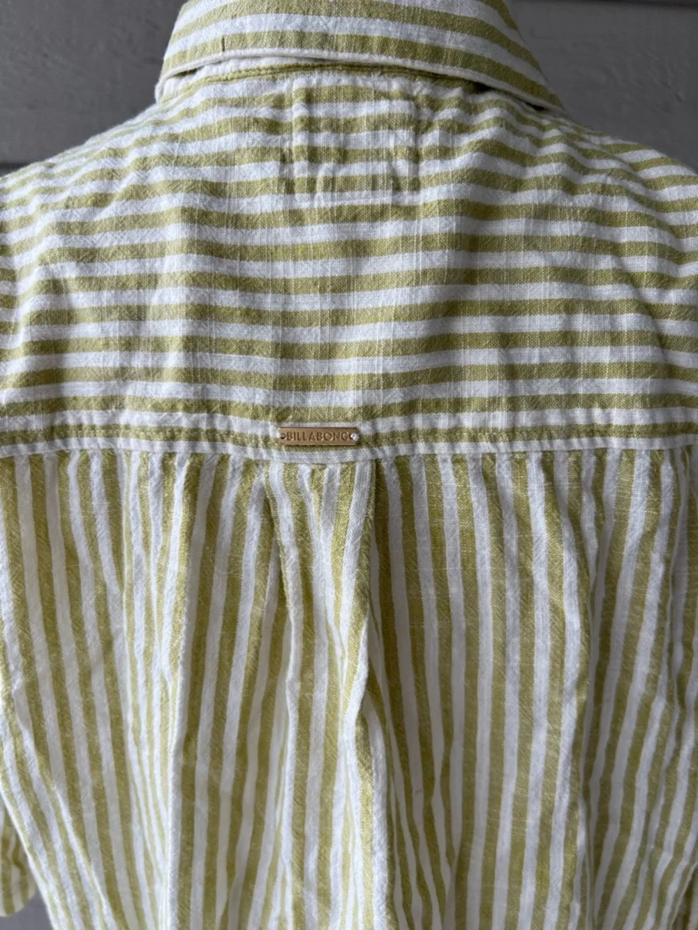 Billabong Green and White Striped Cotton Shirt Short Set - Picture 8 of 10